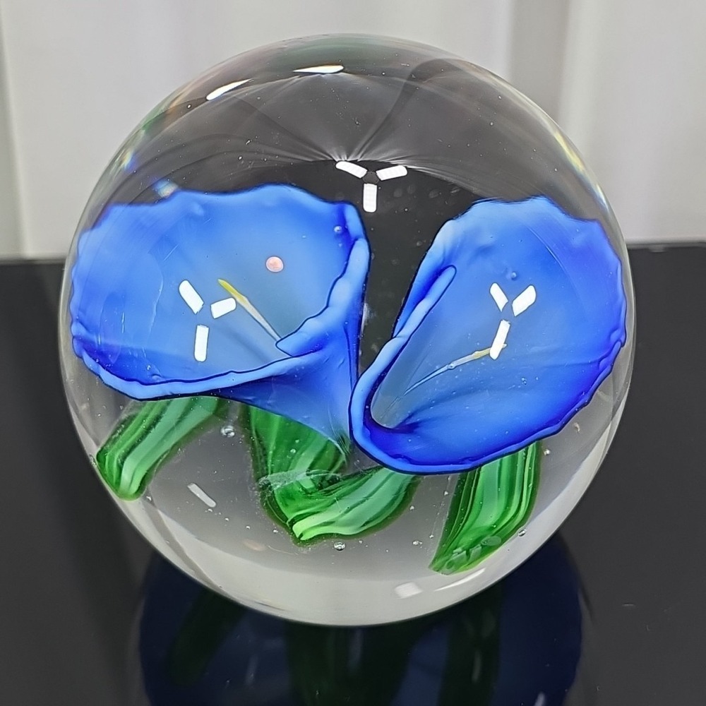 Gifts Under $40 Vintage Glass Art Paper Weight‎ Blue Flower 1+ Lbs